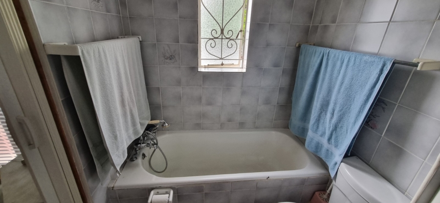 4 Bedroom Property for Sale in Porterville Western Cape